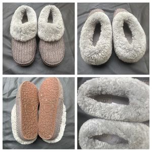 NWOT UGG Wrin Rib-knit & Genuine Shearling
Slipper In Grey Suede size USA 8 B18